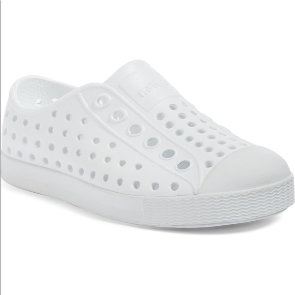 native shoes size 11